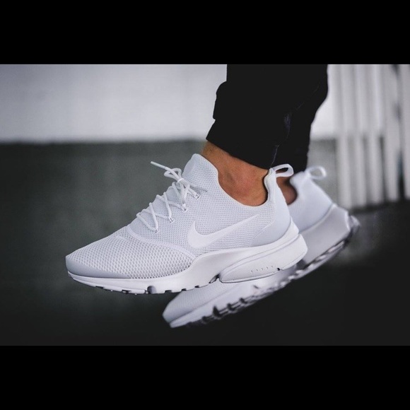 white nike presto fly